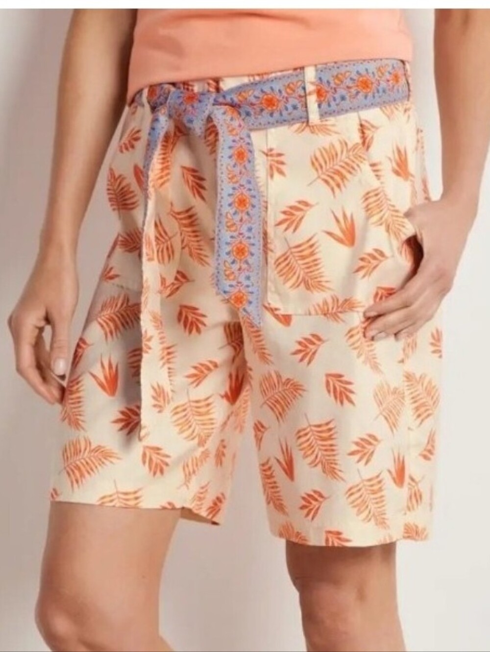 Soft Surroundings Cream Shorts with Orange Leaf Print and Blue Tie Belt